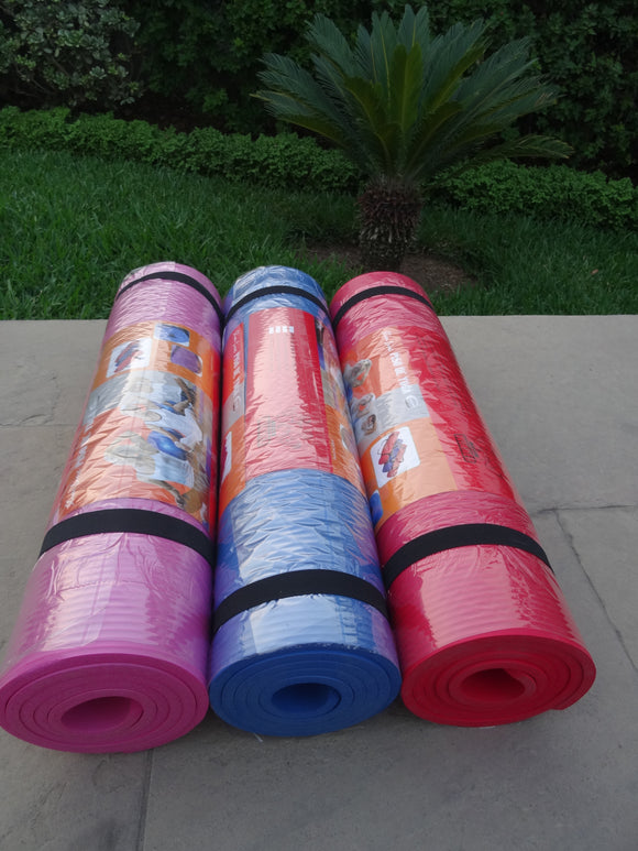 Mat Yoga 10 mm con sujetador y bolso transporte